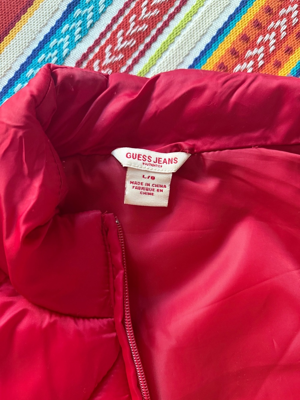 GUESS Red Puffer Vest - Picture 4 of 5